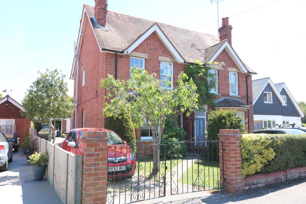 Horseshoe Road, Pangbourne, RG8 2 bed £1,395 pcm (£322 pw)