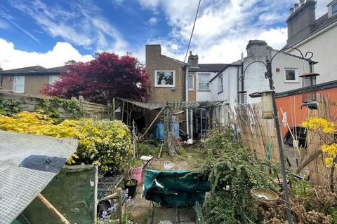 64 Station Road, Crayford, Dartford, DA1 3QG