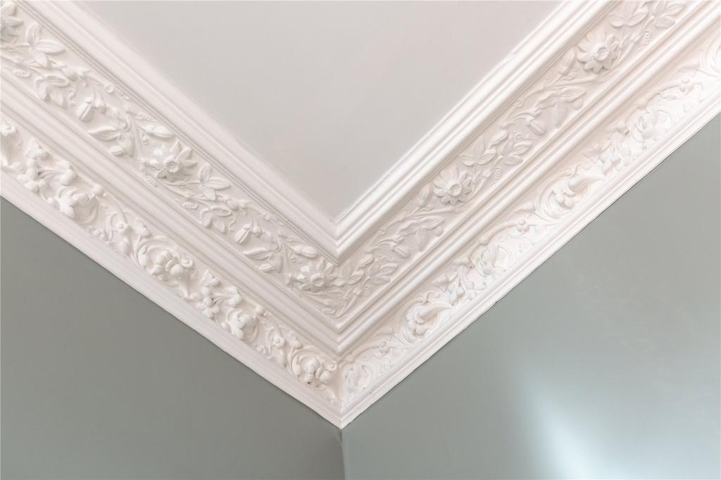 Cornice