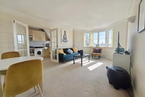 2 bedroom flat for sale, Westbourne