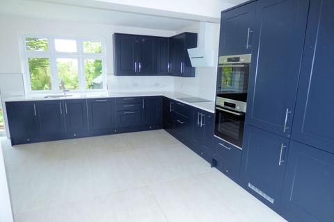 3 bedroom detached house for sale, Boundary Road, Upminster RM14