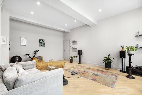 1 bedroom apartment to rent, Strype Street, Spitalfields, London, E1