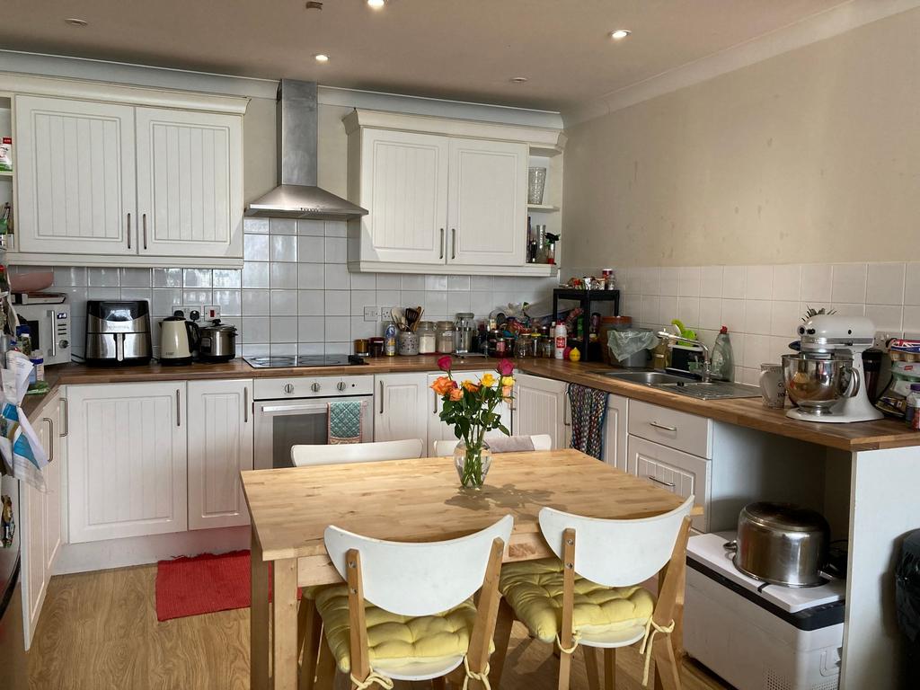 Sherwood Road, Tunbridge Wells, TN2 2 bed end of terrace house £275,000