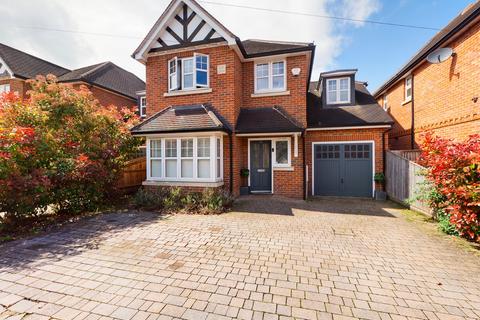 4 bedroom detached house for sale, Weir Road, Chertsey, Surrey, KT16