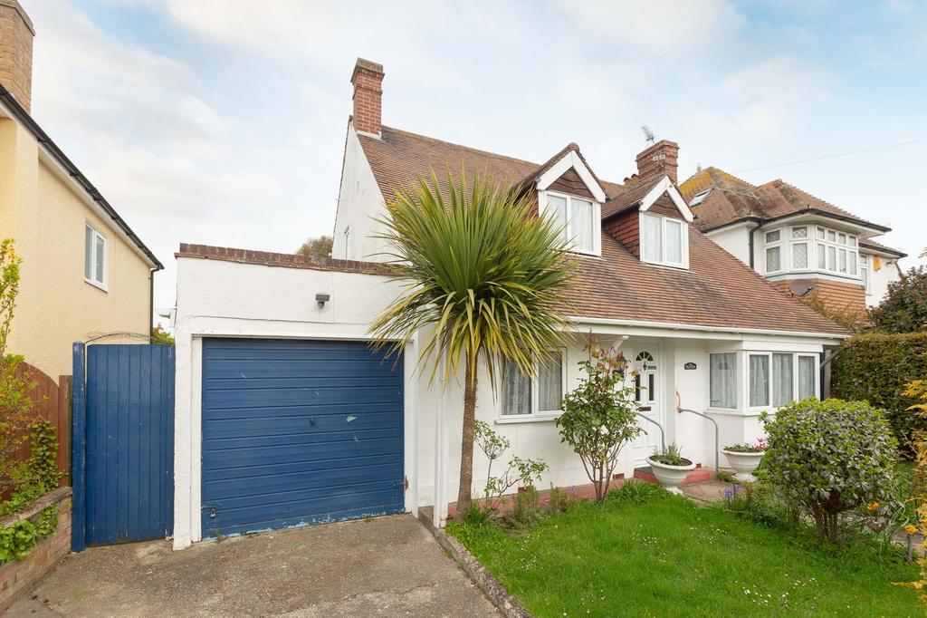 St. Mildreds Avenue, Birchington, CT7 3 bed chalet for sale £425,000