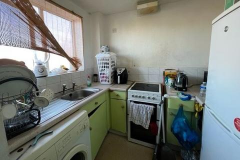 90 Bradley Road, Enfield, EN3 6LT