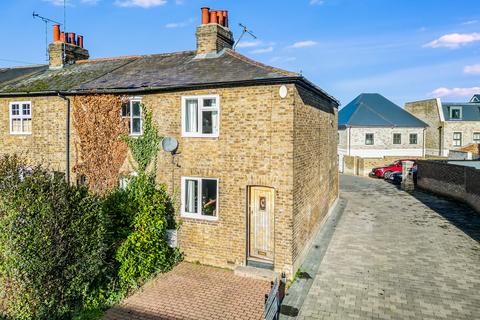 2 bedroom end of terrace house for sale, Baddow Road, Great Baddow, Chelmsford