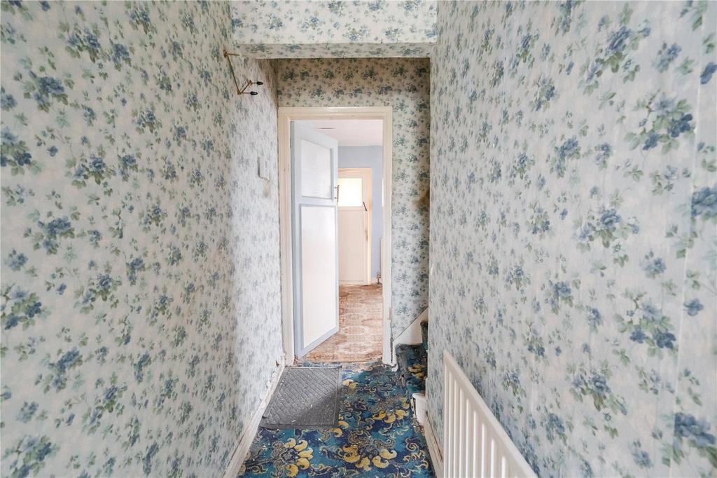 Fairfax Road, Grimsby, Lincolnshire... 3 bed terraced house £75,000
