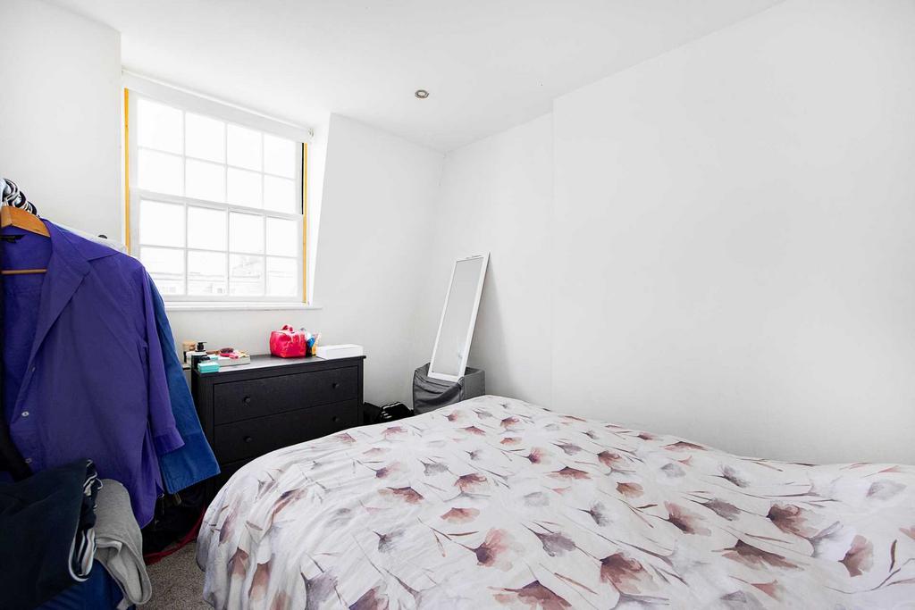 Gloucester Street, Pimlico, SW1V 2 bed flat £2,492 pcm (£575 pw)