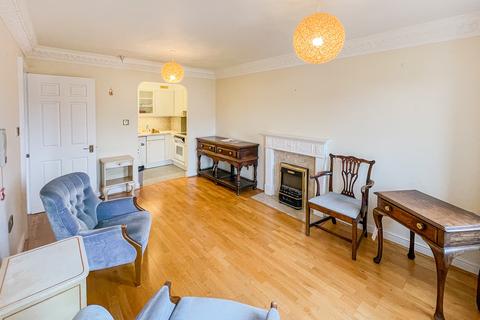 1 bedroom flat for sale, Northumbria Court, Sheen Road, Richmond, TW9