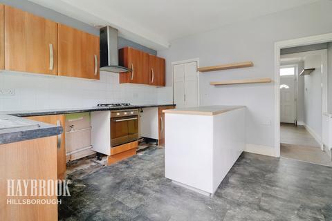 184 Fox Hill Road, Sheffield, S6 1HE