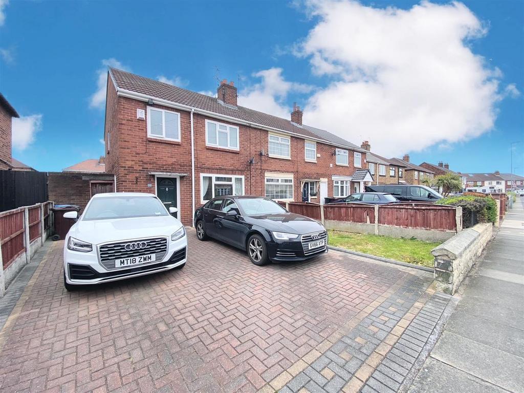 Willoughby Road, Broadgreen, Huyton, Liverpool 3 bed townhouse for sale
