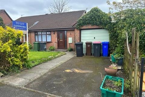 2 bedroom bungalow to rent, Ellerby Avenue, Manchester