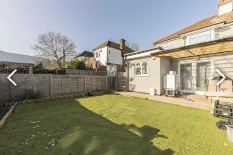 2 Woodfield Avenue, London, NW9 6PP