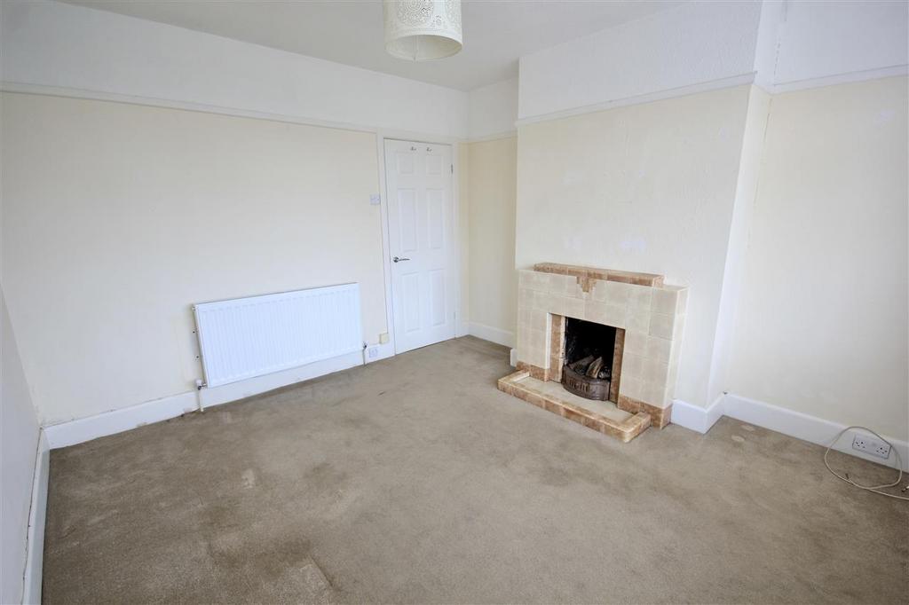 Rosemary Road, Parkstone, Poole 2 bed bungalow £325,000