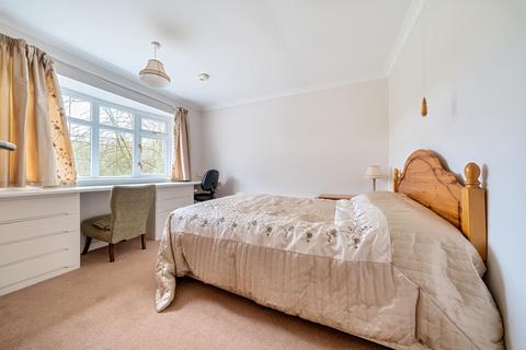 Roblyn College Lane, Ellisfield, Basingstoke, RG25 2QF