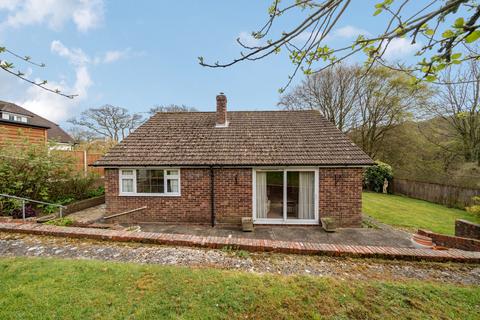 Roblyn College Lane, Ellisfield, Basingstoke, RG25 2QF