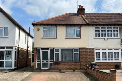 160 Roding Road, Loughton, IG10 3BS