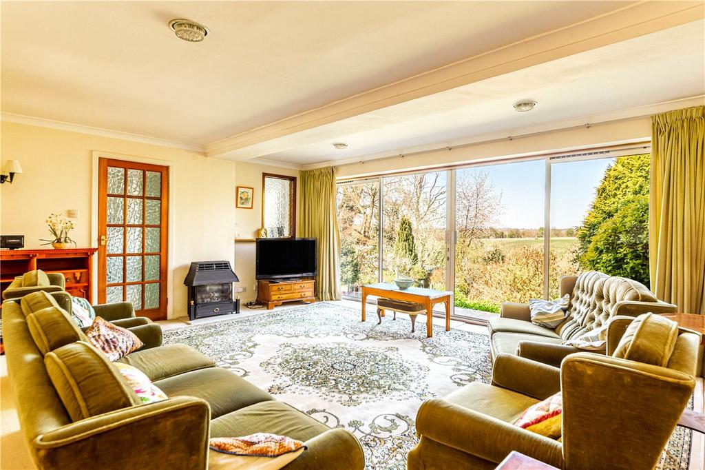 Warren Way, Digswell, Welwyn... 4 bed detached house £835,000