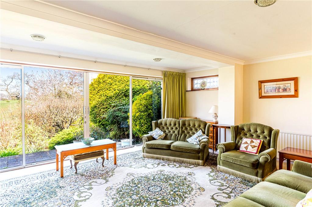 Warren Way, Digswell, Welwyn... 4 bed detached house £835,000