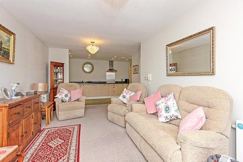 2 bedroom apartment for sale, North Street, Milton Regis, Sittingbourne, Kent, ME10