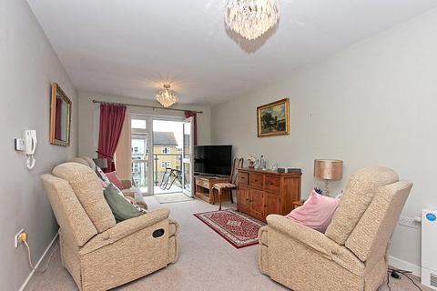 2 bedroom apartment for sale, North Street, Milton Regis, Sittingbourne, Kent, ME10