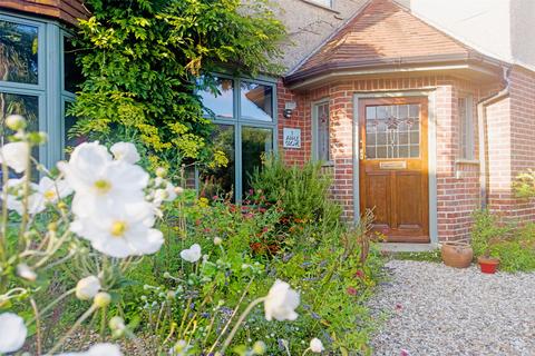 1 Apple Grove, Bournemouth, BH6 3DG