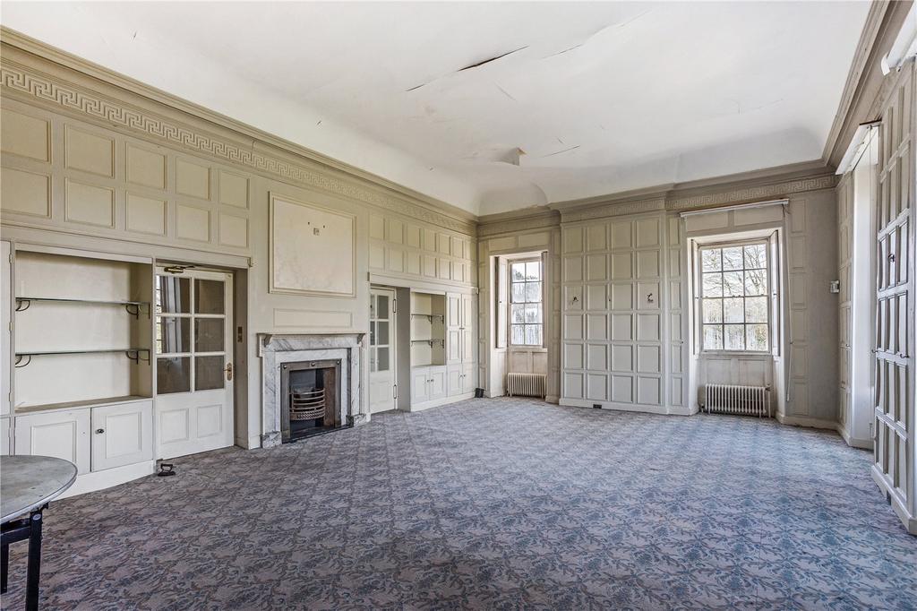 Breakfast Room