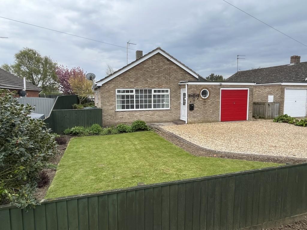 Smeeth Road, Marshland St. James 2 bed detached bungalow for sale £