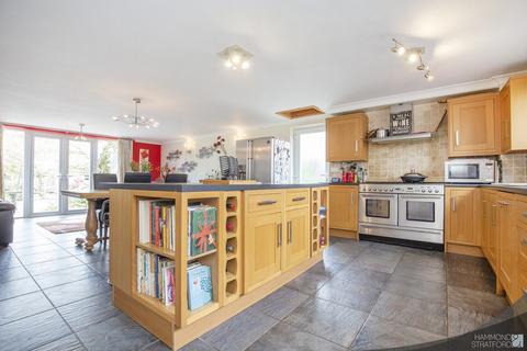The Fairways, 8 Dodds Road, Attleborough, NR17 2HH