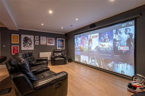 Holly Bush Farm School Lane, Collingham, Wetherby, LS22 5BQ