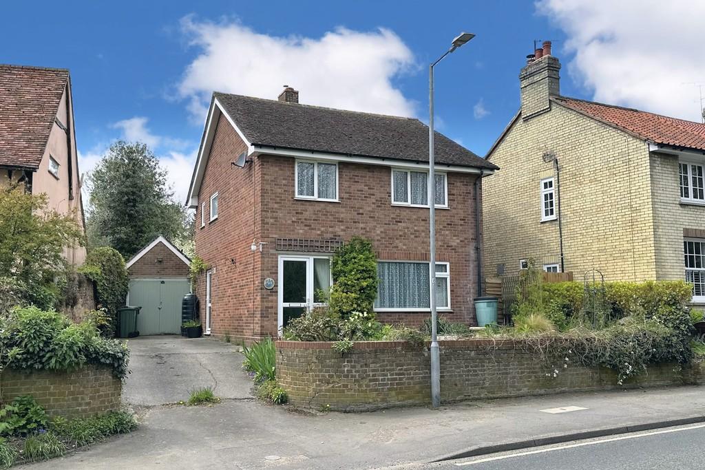 Colchester Road, Bures 3 bed detached house for sale £375,000