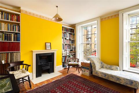 3 bedroom terraced house for sale - Mare Street, Hackney, London, E8