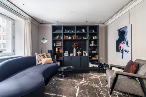 1 bedroom apartment to rent, Southampton Street, Covent Garden WC2