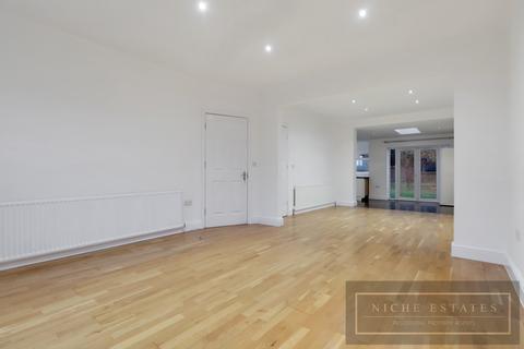 undefined, Pyecombe Corner, Woodside Park, London, N12