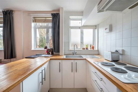 Studio for sale, Harwood Court, Upper Richmond Road, London