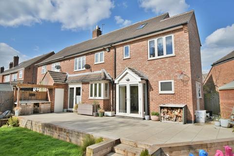 4 bedroom semi-detached house for sale, Oakley Drive, Long Whatton