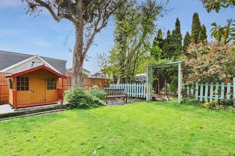 14 Horley Close, Bexleyheath, DA6 7HS