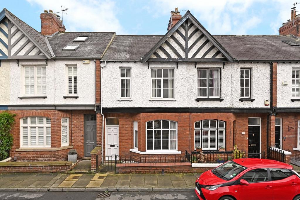 North Parade, Bootham, York, YO30 4 bed terraced house £1,495 pcm (£