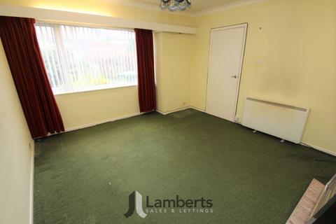 12 Lansdowne Crescent, Studley, B80 7RJ