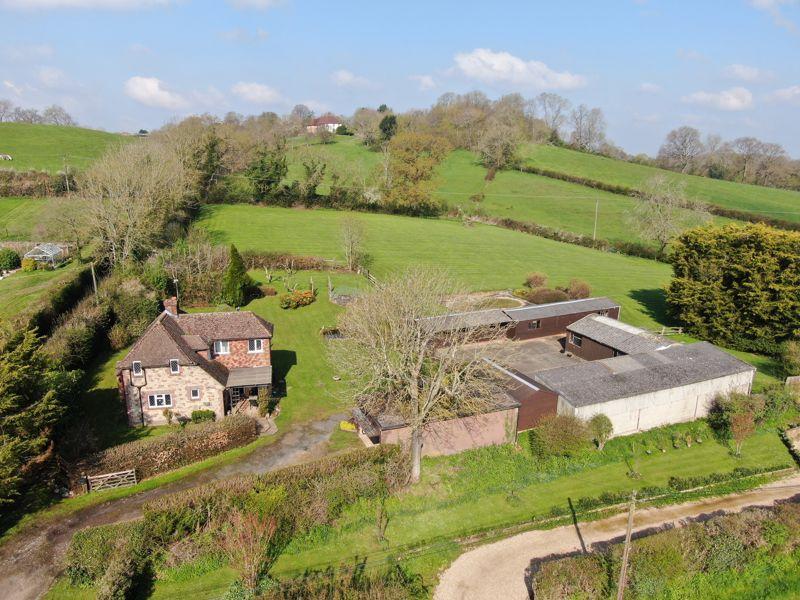 Gay Street, Pulborough 3 bed equestrian property £1,150,000