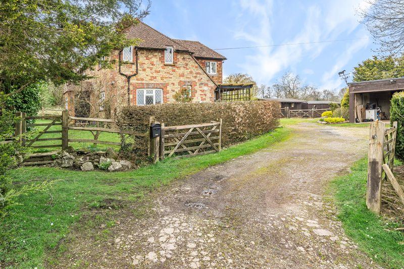 Gay Street, Pulborough 3 bed equestrian property £1,150,000