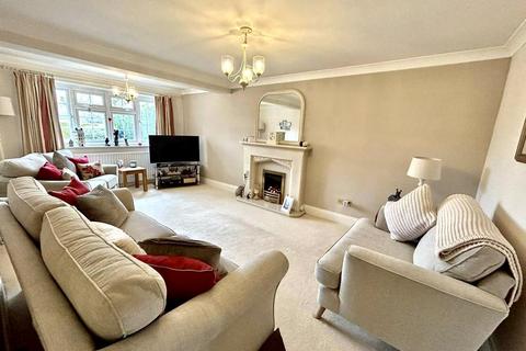 4 bedroom detached house for sale - Westsyde, Darras Hall, Ponteland, Newcastle Upon Tyne, NE20