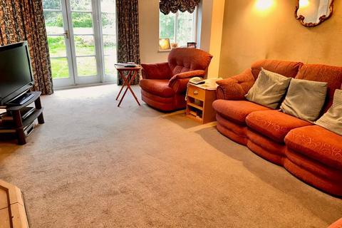 168 Maney Hill Road, Sutton Coldfield, B72 1JW