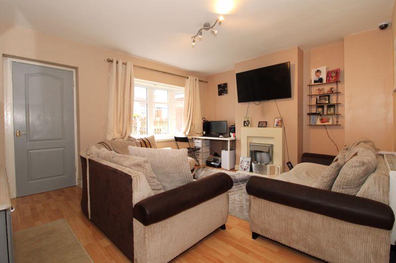 Millfield Avenue, Bloxwich, Walsall... 3 bed end of terrace house £