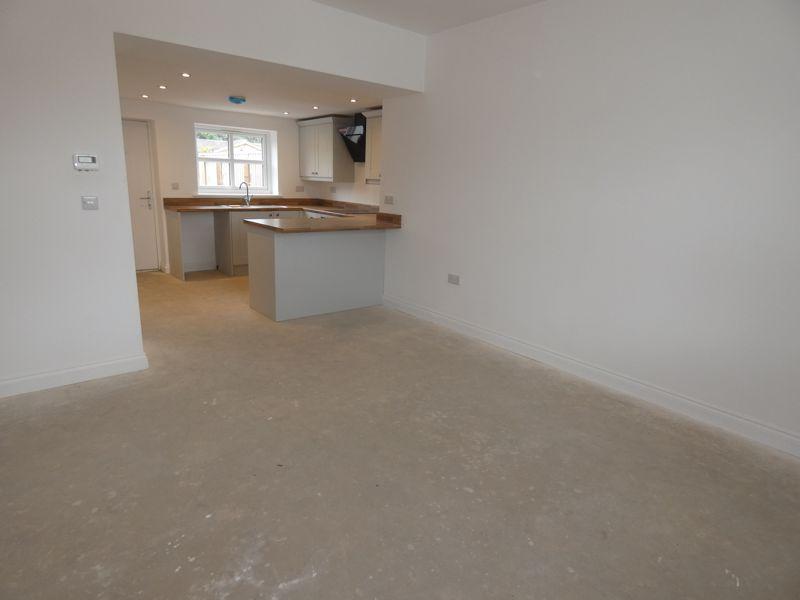 Lounge/Kitchen