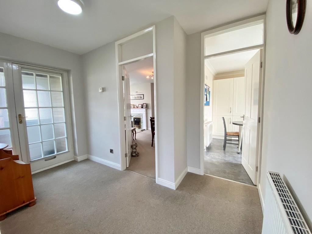 Londesborough Road, Hutton Cranswick 3 bed detached bungalow £330,000