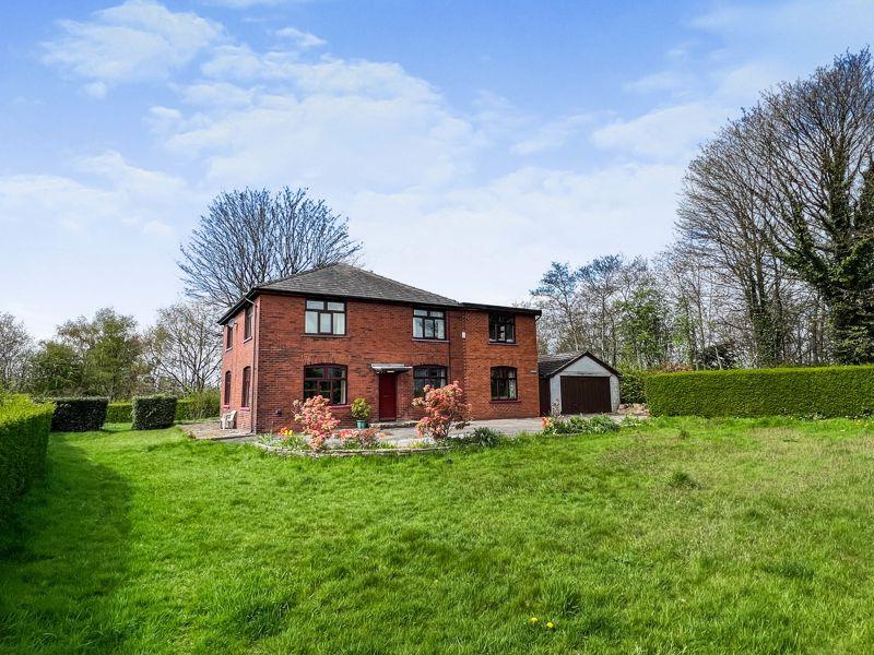 Moorlands, Waggon Road, BEST & FINAL OFFER 15/05 1PM 5 bed detached