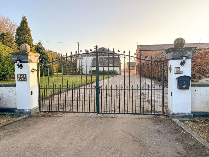 Hall Farm Drive, Cranage 4 bed farm house for sale £895,000