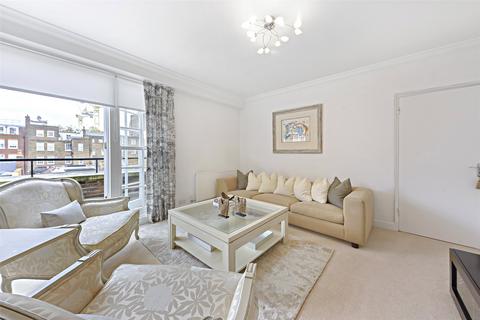 2 bedroom apartment to rent, Reeves Mews, W1K